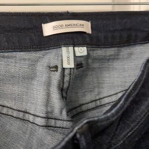 Good American Jeans Five-pocket style.